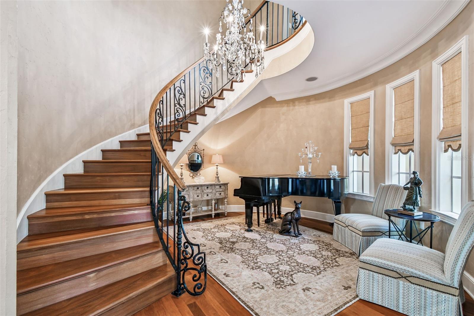 2802 BAYPOINTE CIRCLE