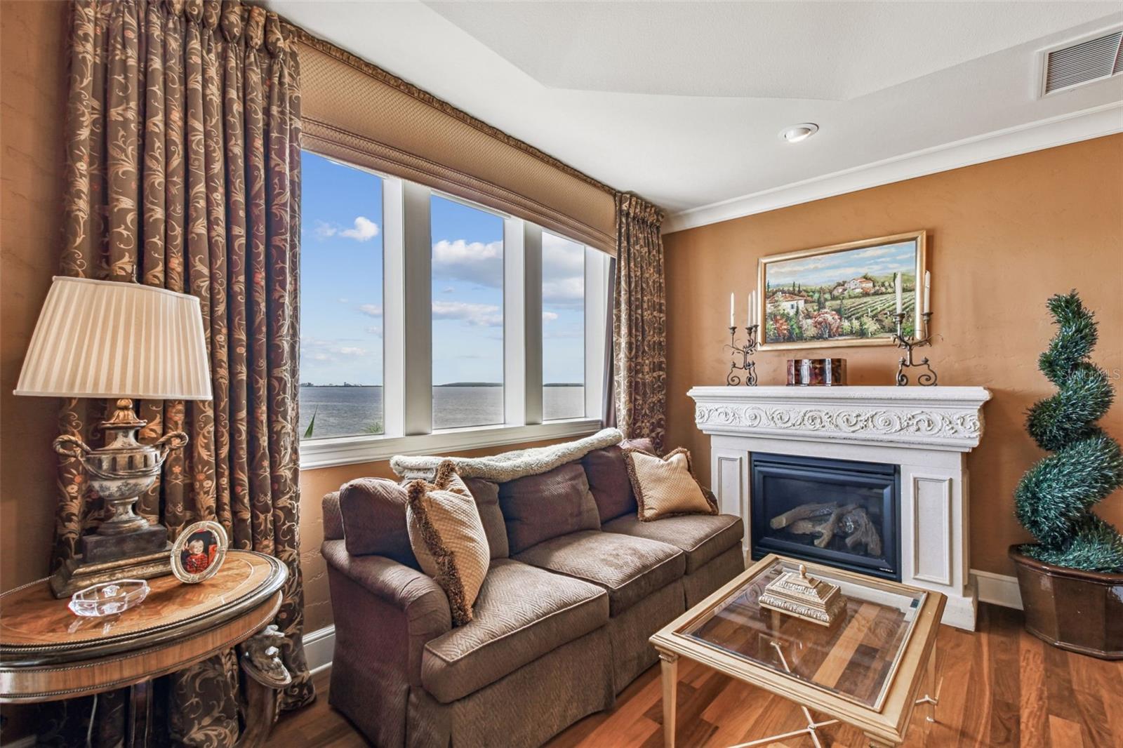 BAYPOINTE SUB - Residential