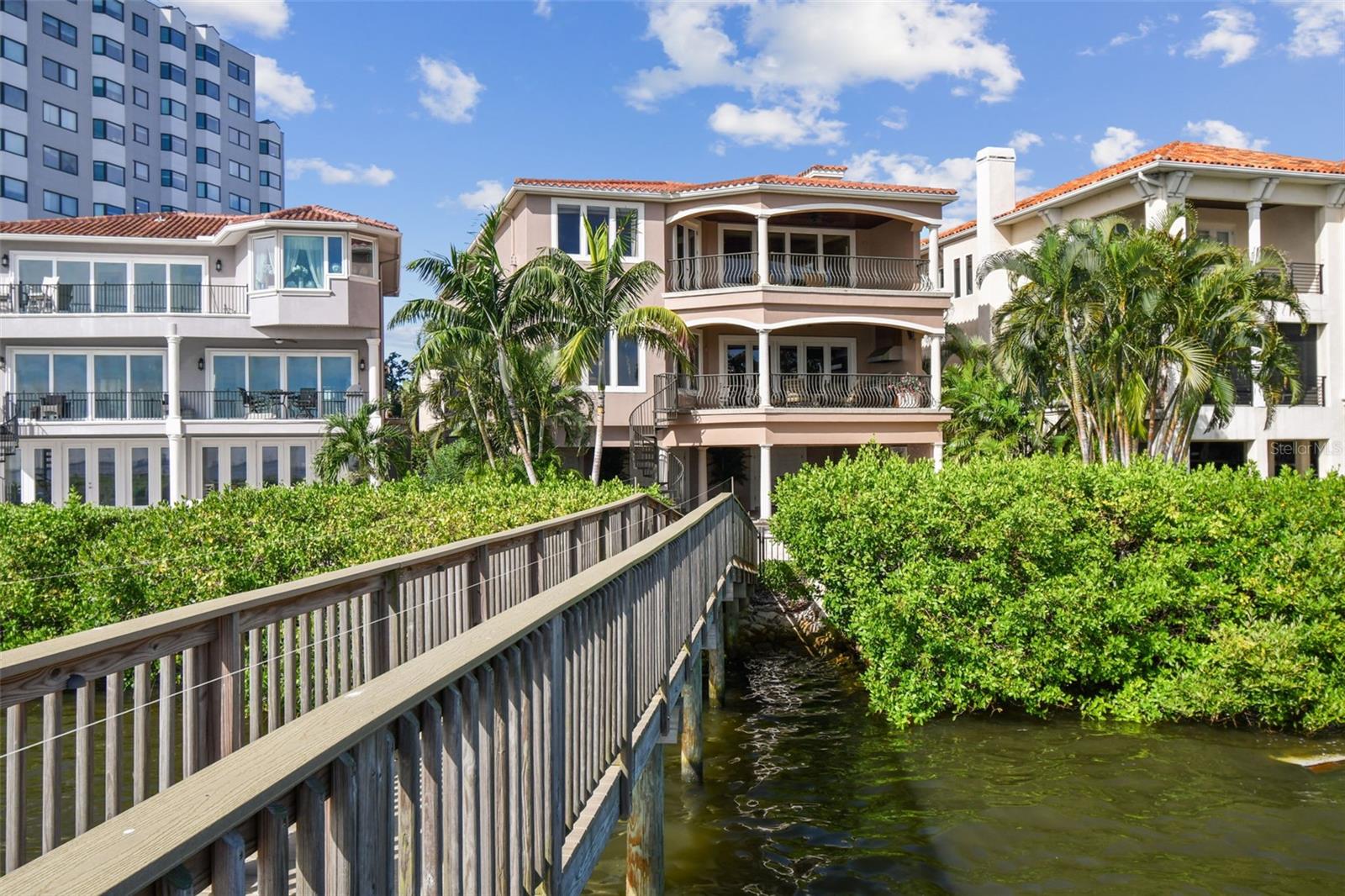 BAYPOINTE SUB - Residential