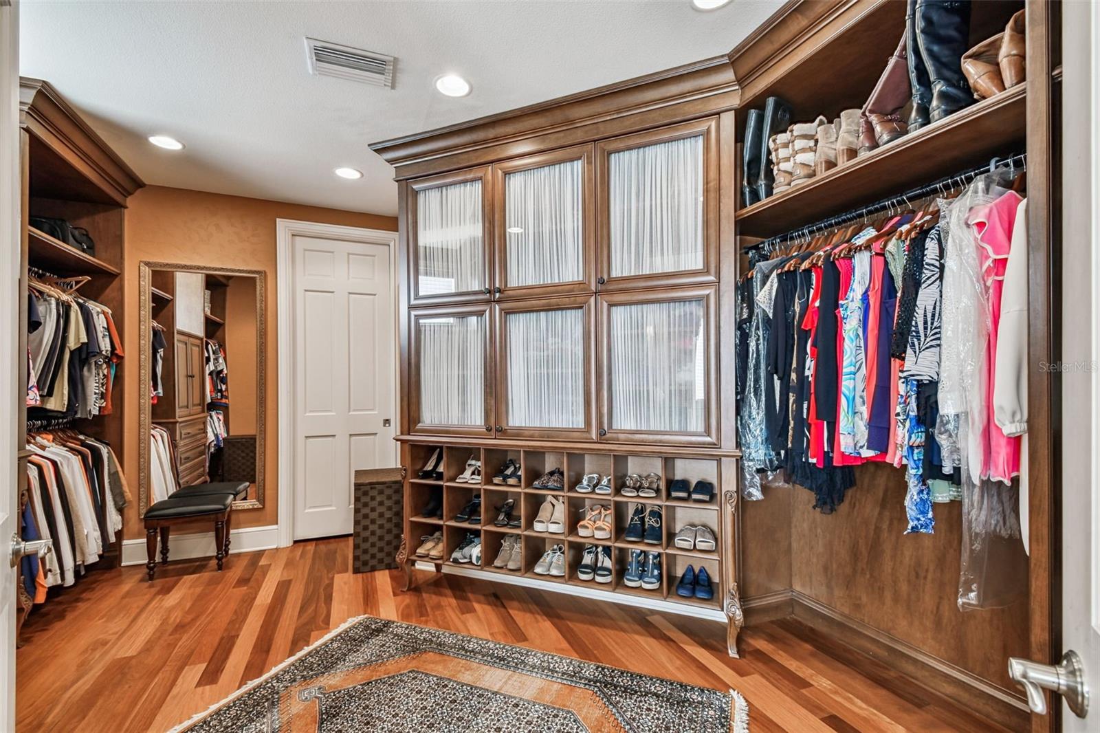 BAYPOINTE SUB - Residential