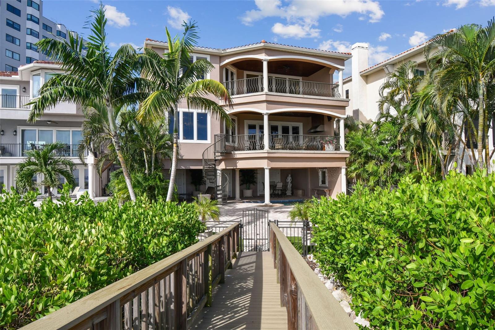 BAYPOINTE SUB - Residential