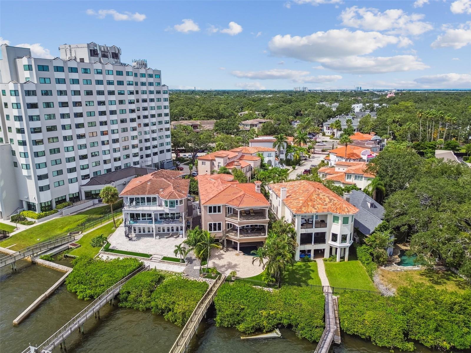 BAYPOINTE SUB - Residential