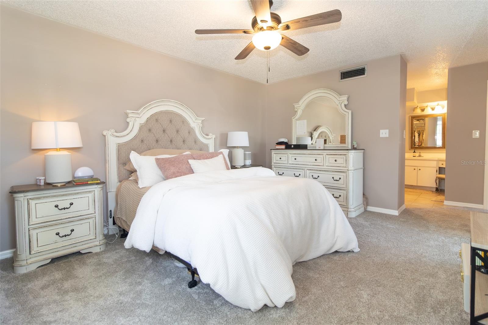 STONES THROW CONDO - Residential