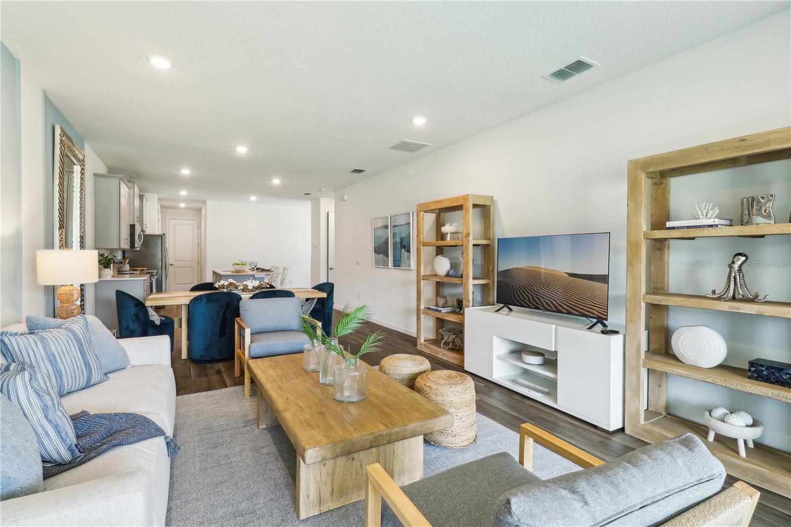 2568 KINSALE LANE