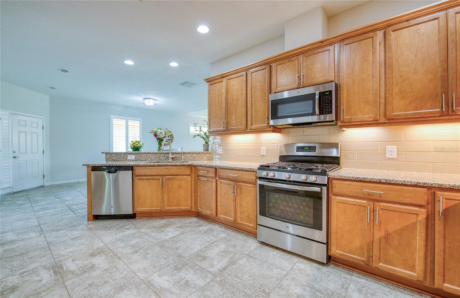 PINE CREST VILLAS - Residential