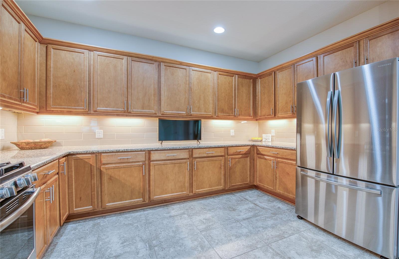 PINE CREST VILLAS - Residential