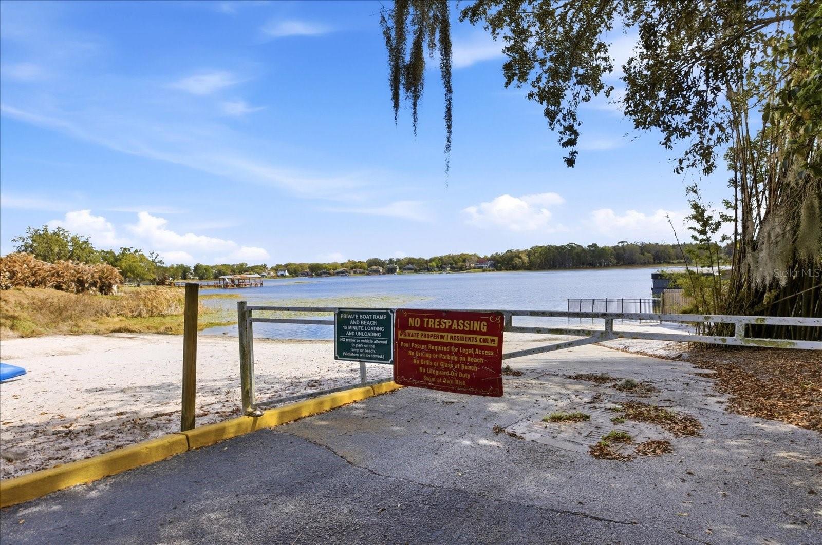 LAKE OLYMPIC TWNHS - Residential