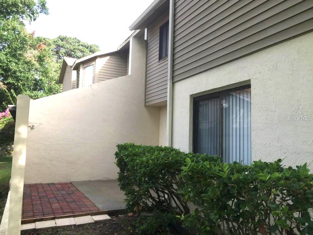 LAKE OLYMPIC TWNHS - Residential