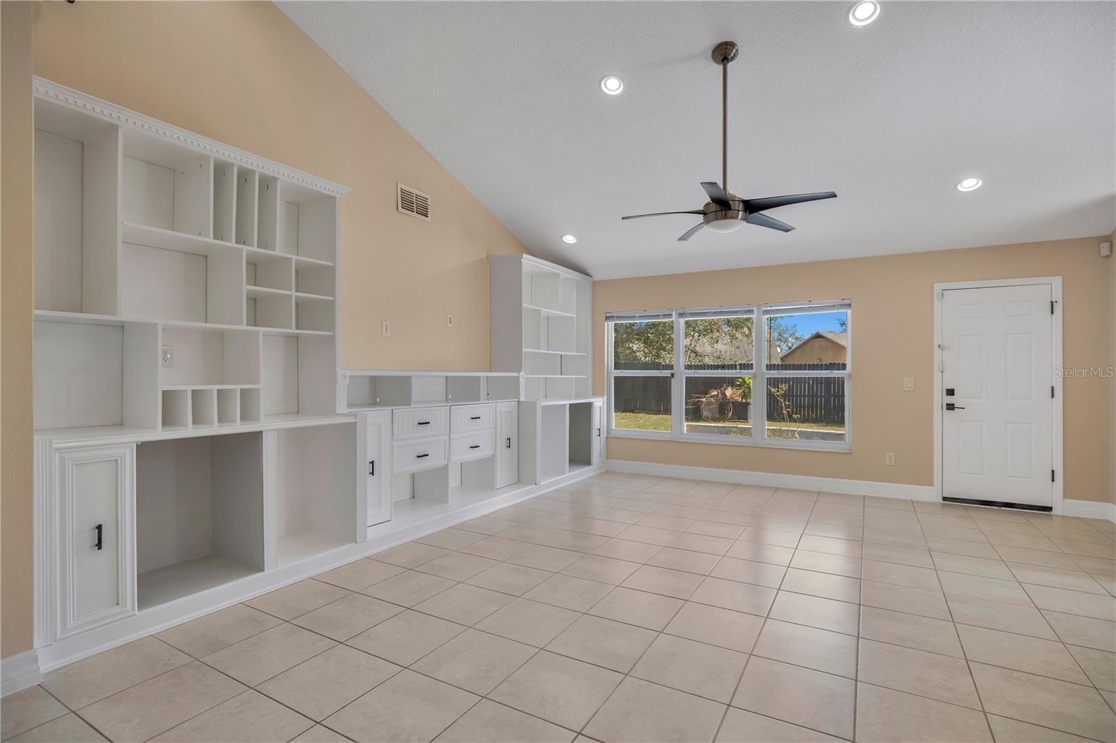 HORSESHOE BEND SEC 02 - Residential