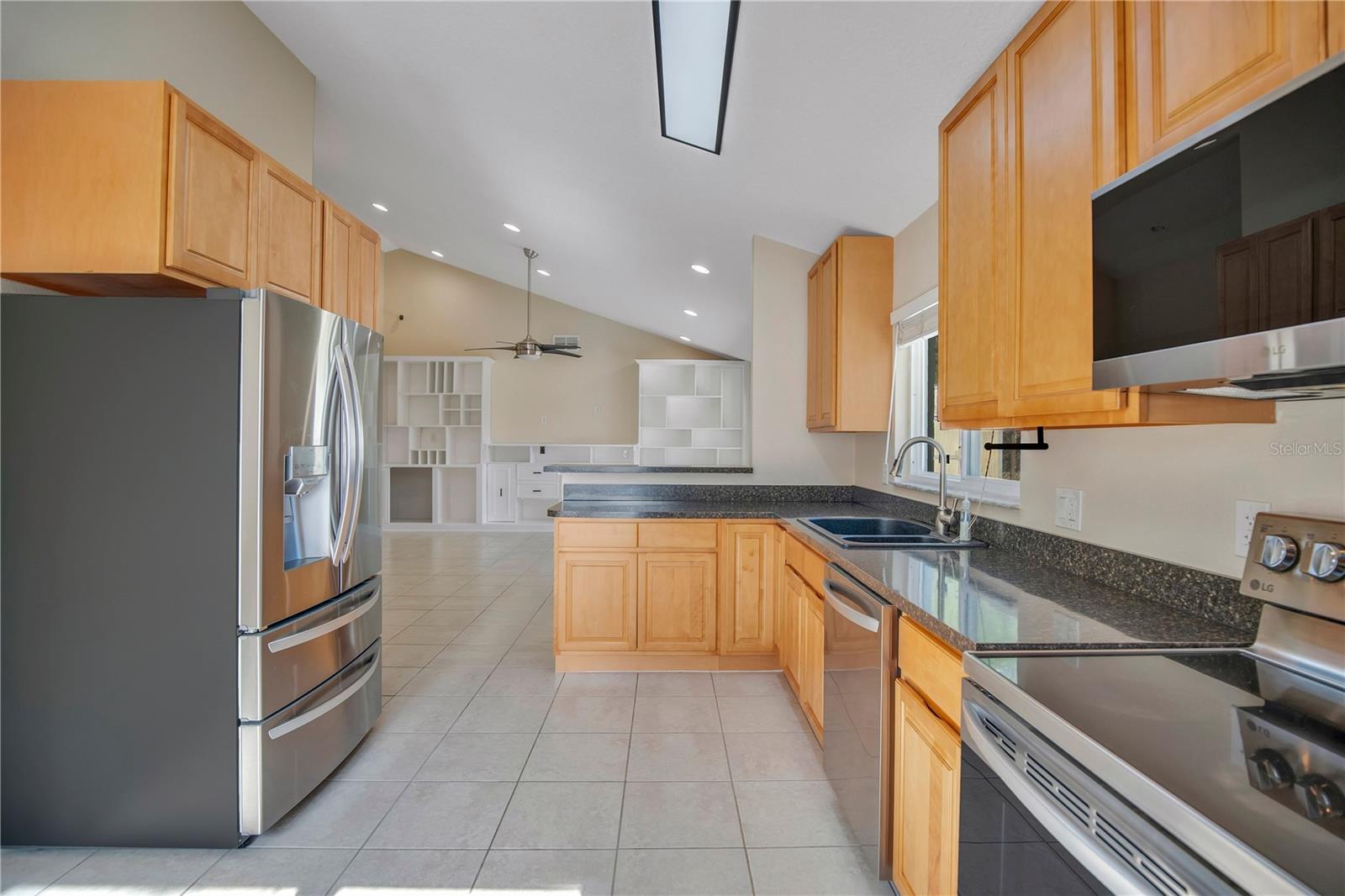 HORSESHOE BEND SEC 02 - Residential