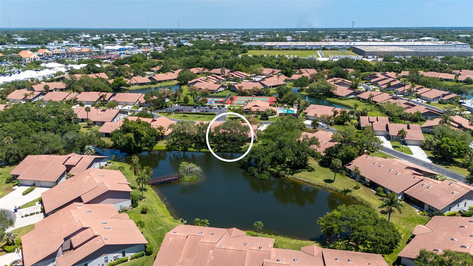 LAKESHORE VILLAGE - Residential