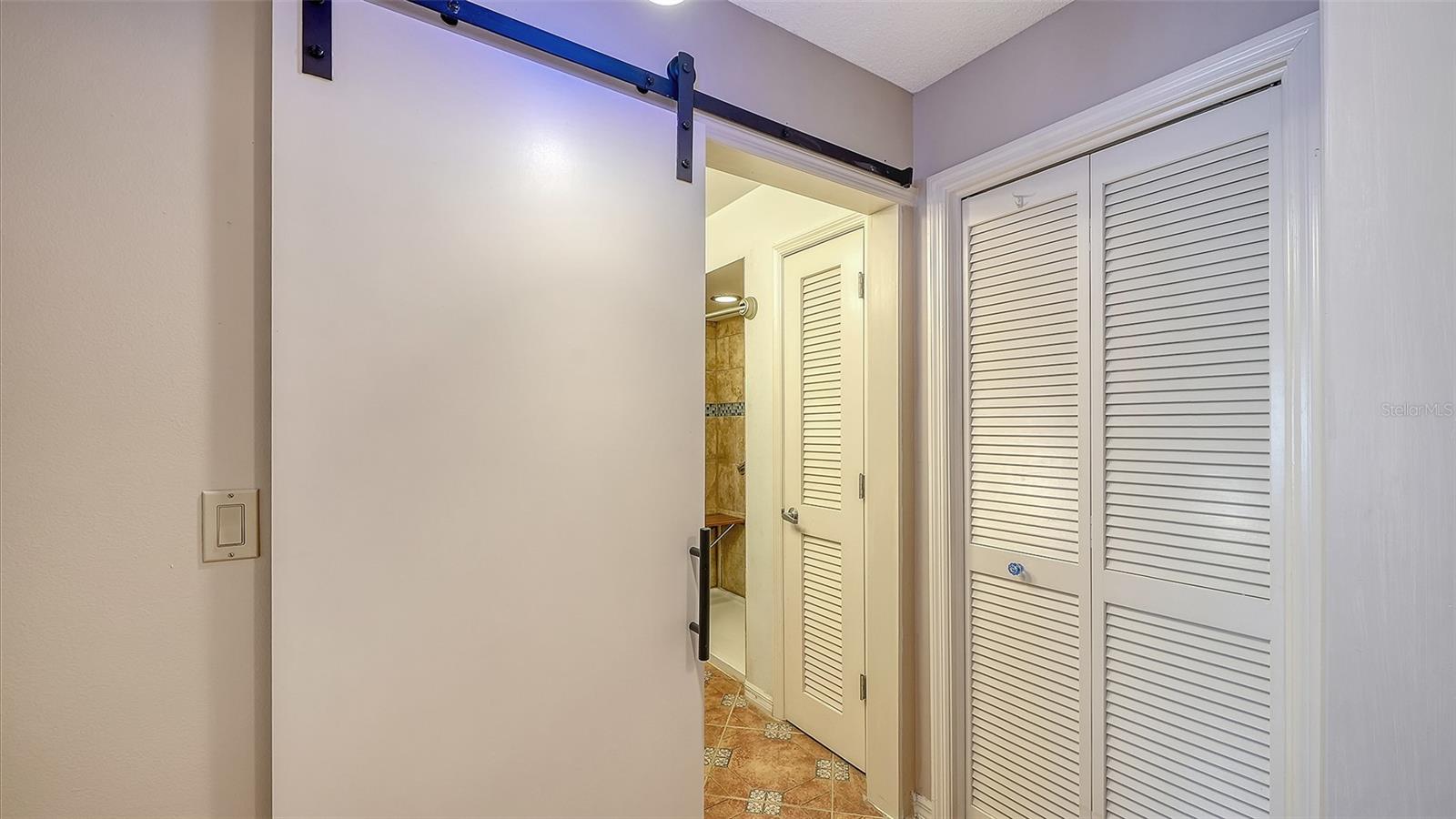 LAKESHORE VILLAGE - Residential