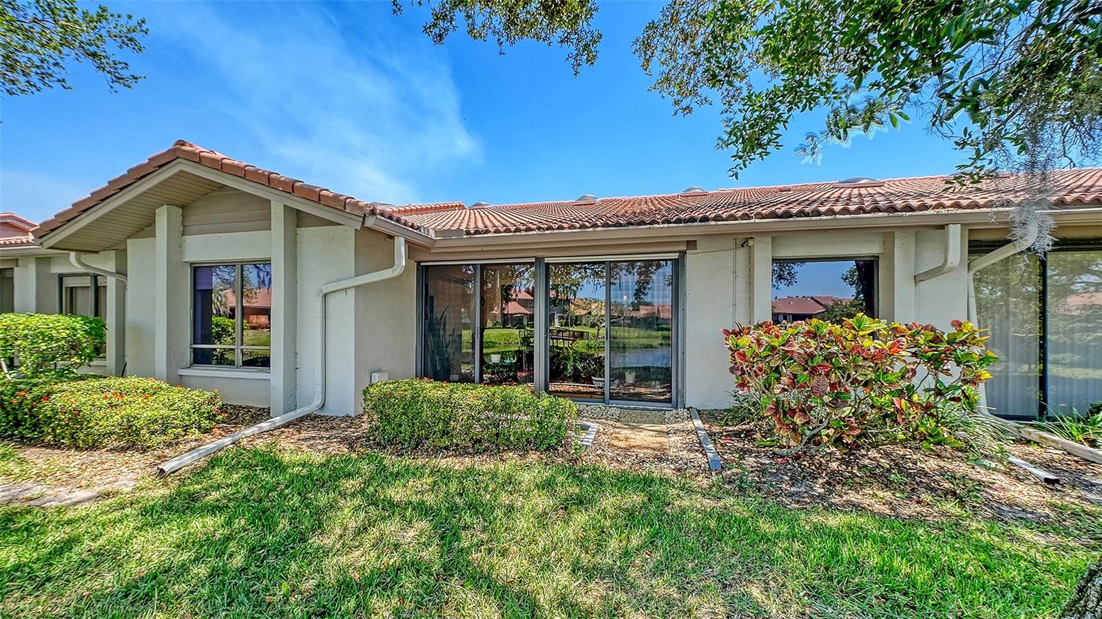 LAKESHORE VILLAGE - Residential