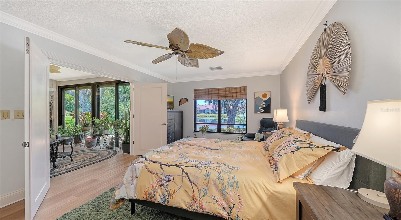 LAKESHORE VILLAGE - Residential