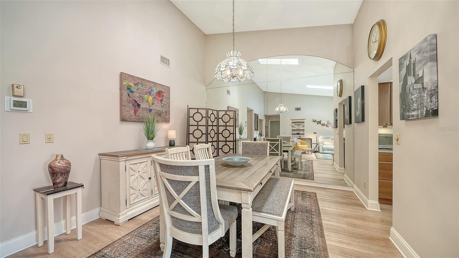 LAKESHORE VILLAGE - Residential