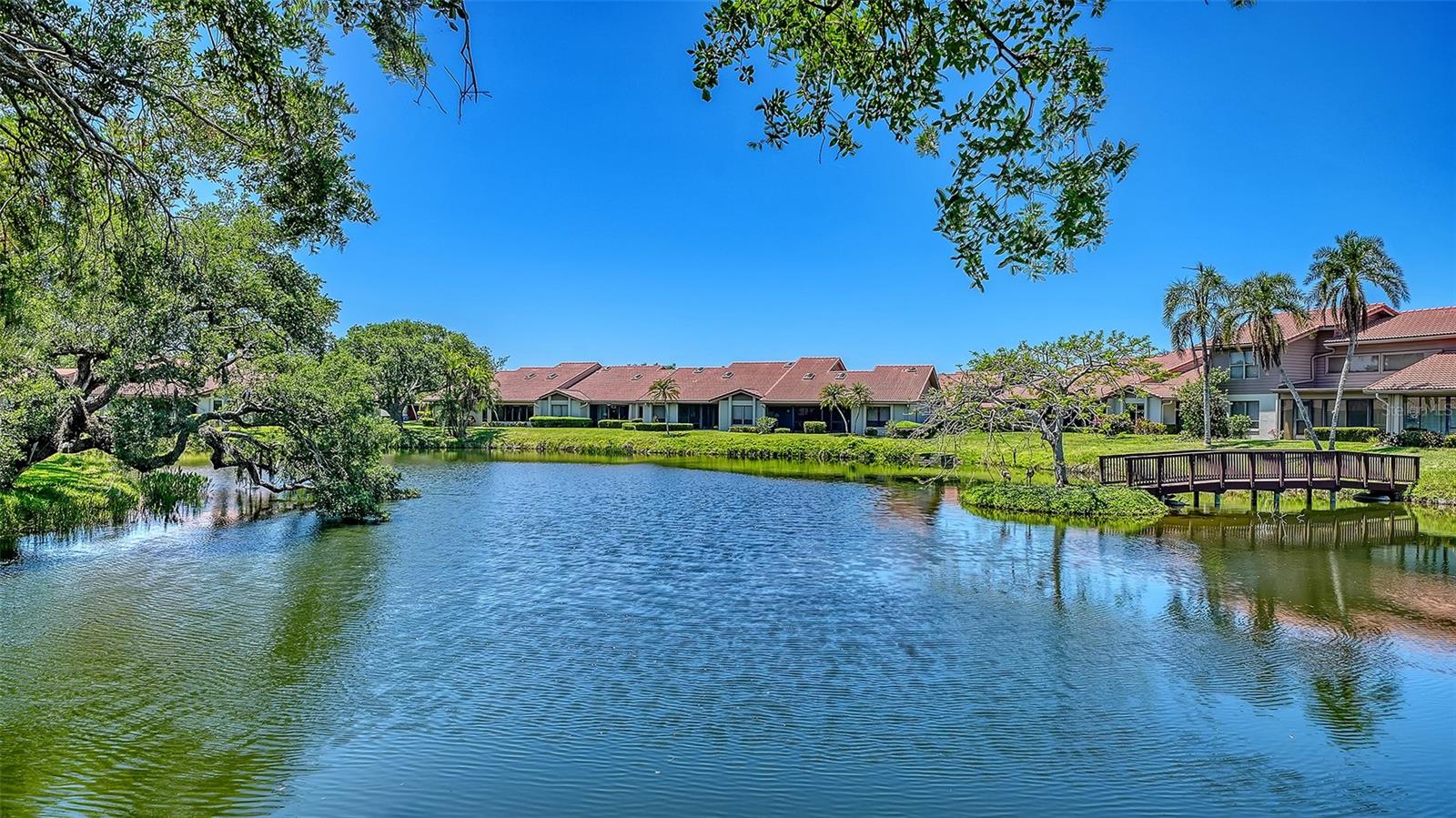 LAKESHORE VILLAGE - Residential