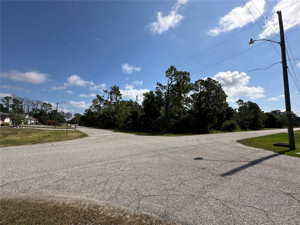 Photo of 18038 York Avenue, Port Charlotte, FL 33948 (MLS # A4686538)