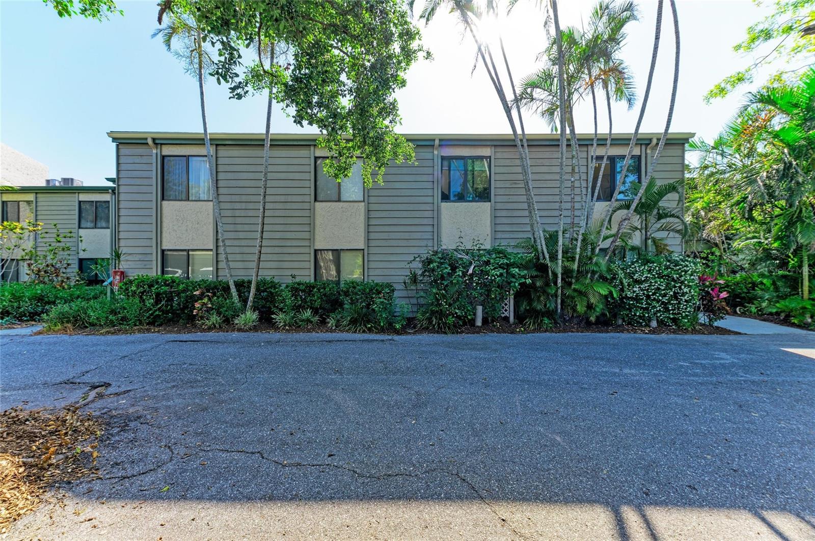 PELICAN COVE - Residential