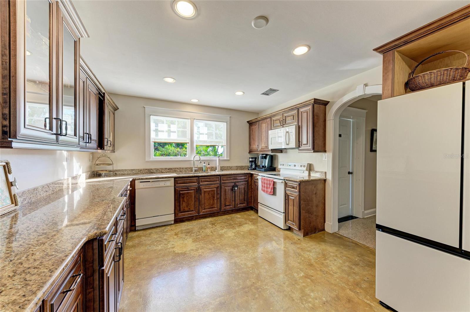 PELICAN COVE - Residential