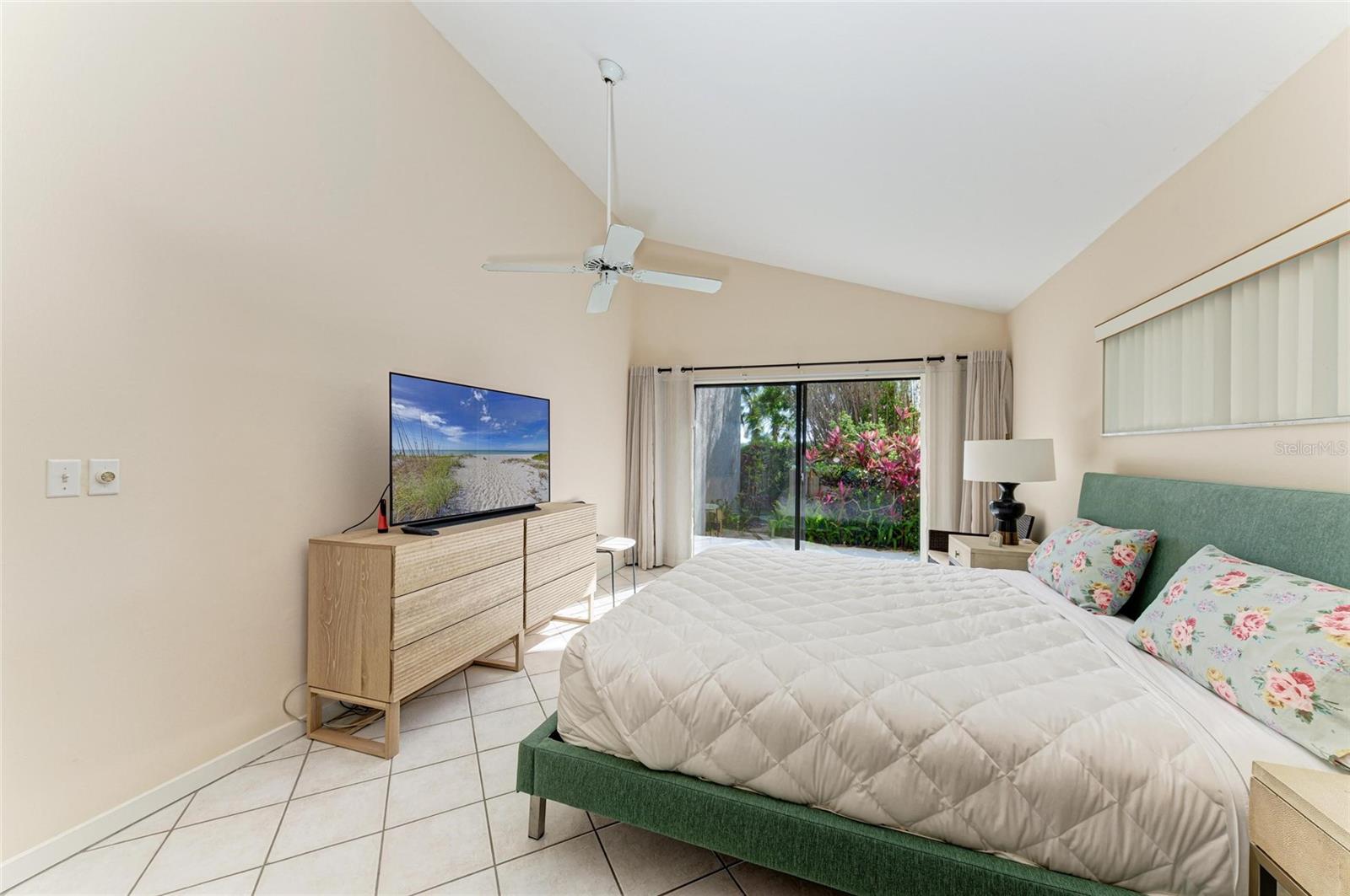 PELICAN COVE - Residential