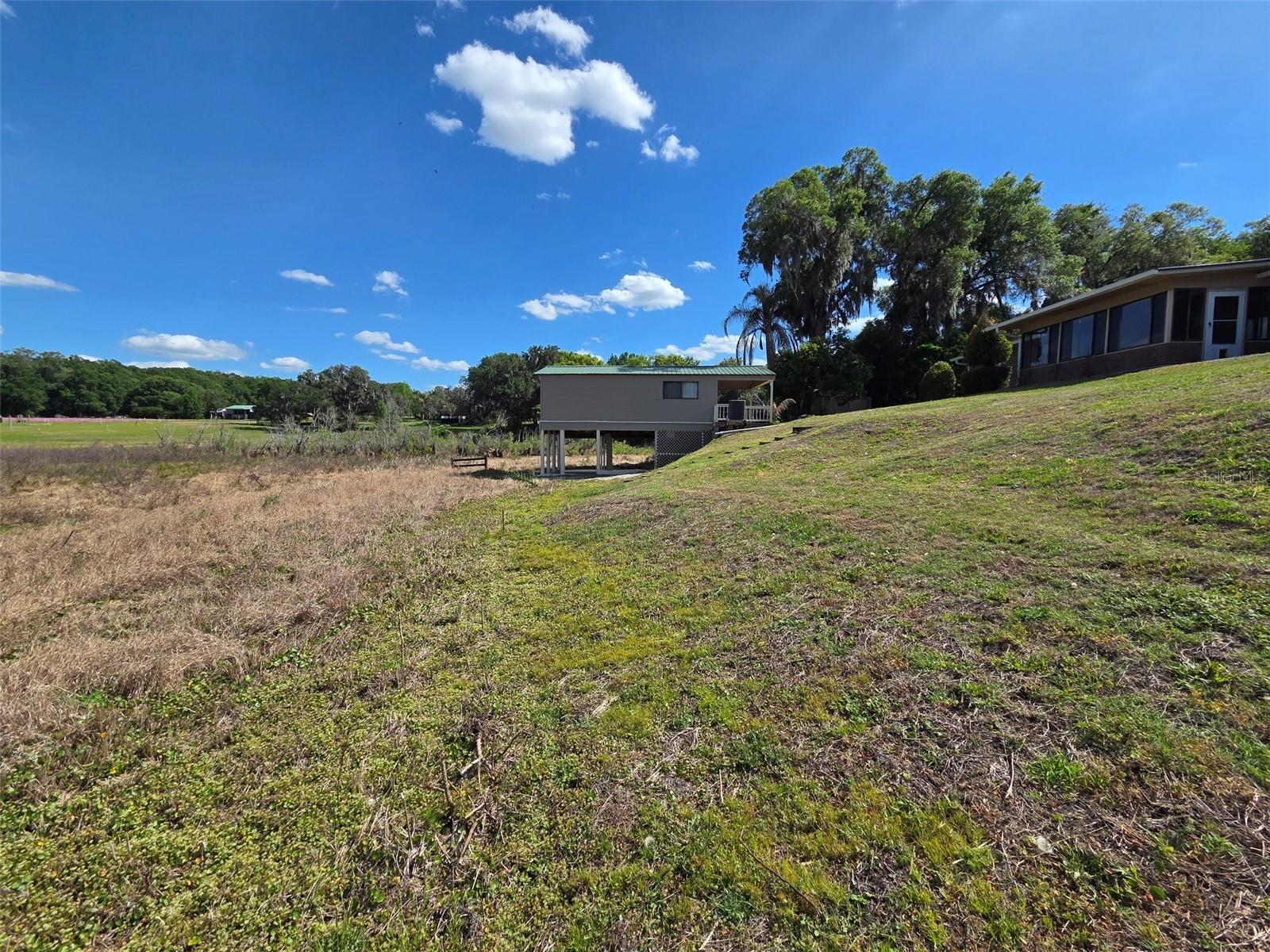 NOT IN SUBDIVISION. UNINCORPORATED - Residential