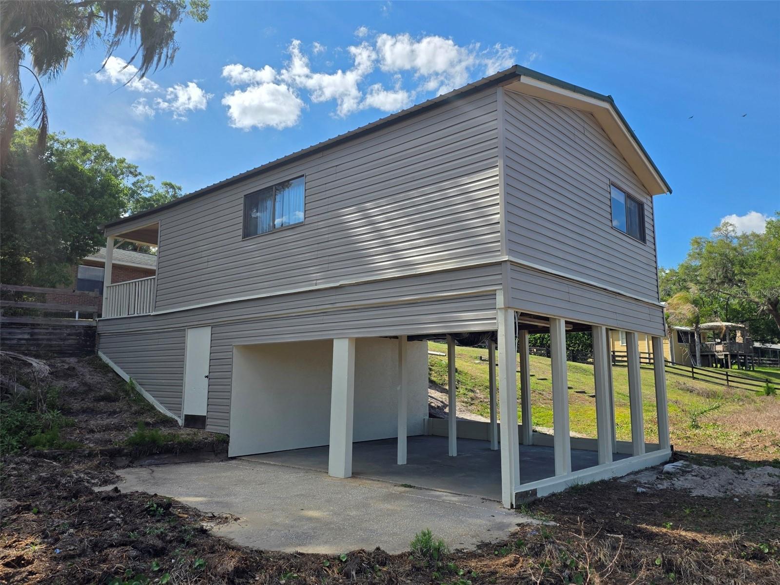 NOT IN SUBDIVISION. UNINCORPORATED - Residential