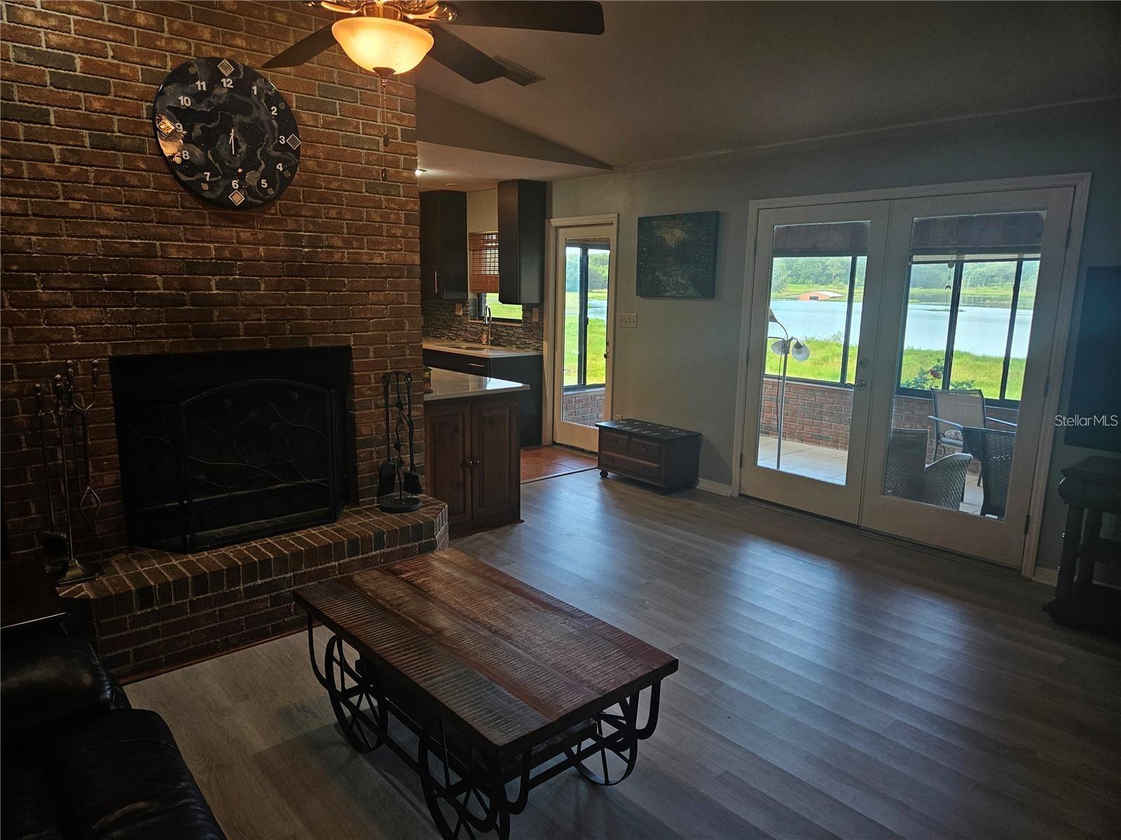 NOT IN SUBDIVISION. UNINCORPORATED - Residential