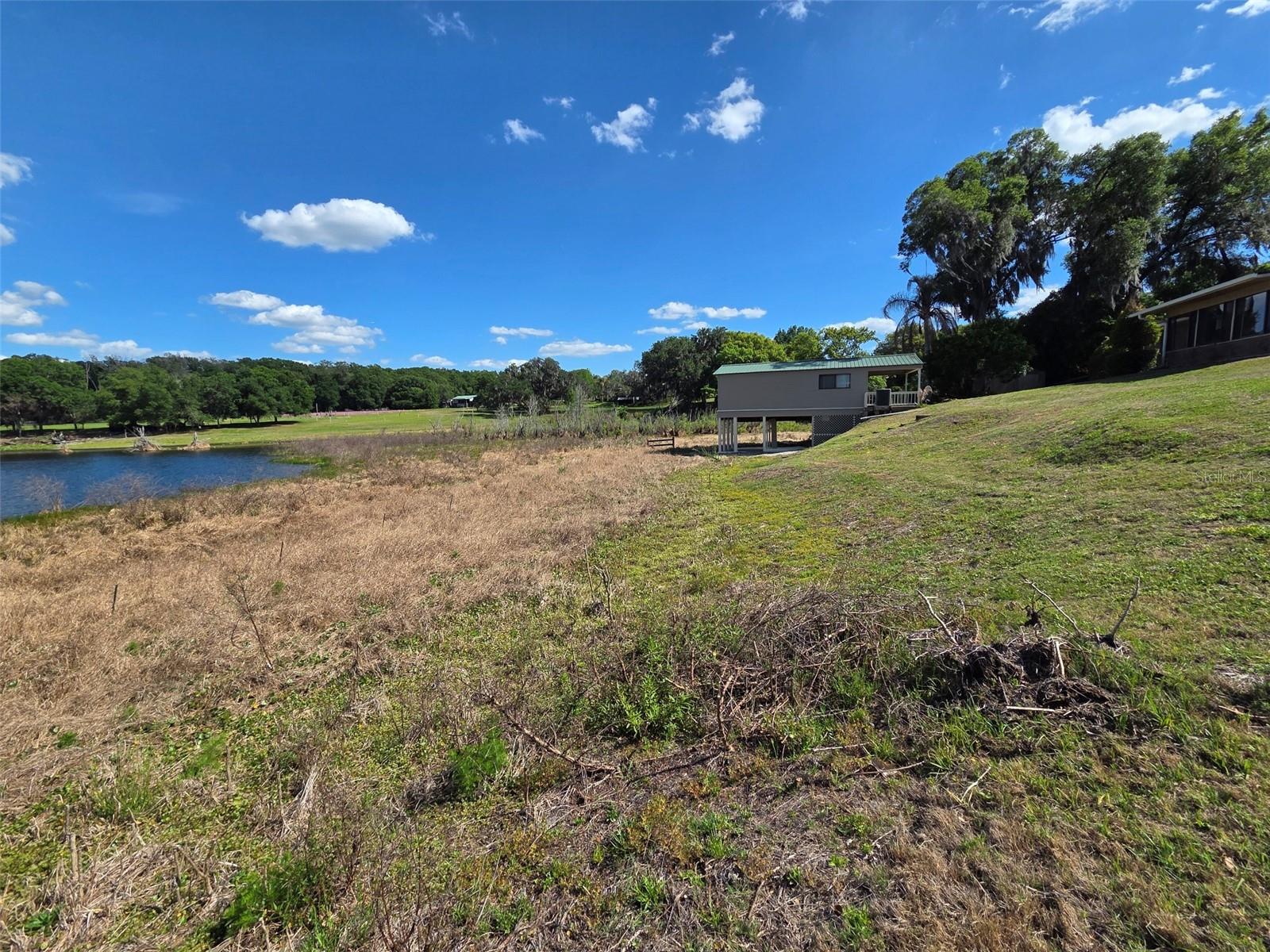 NOT IN SUBDIVISION. UNINCORPORATED - Residential