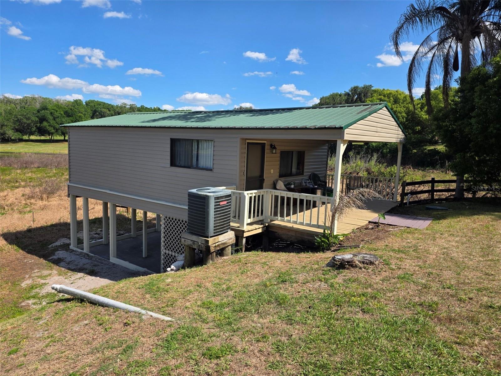 NOT IN SUBDIVISION. UNINCORPORATED - Residential