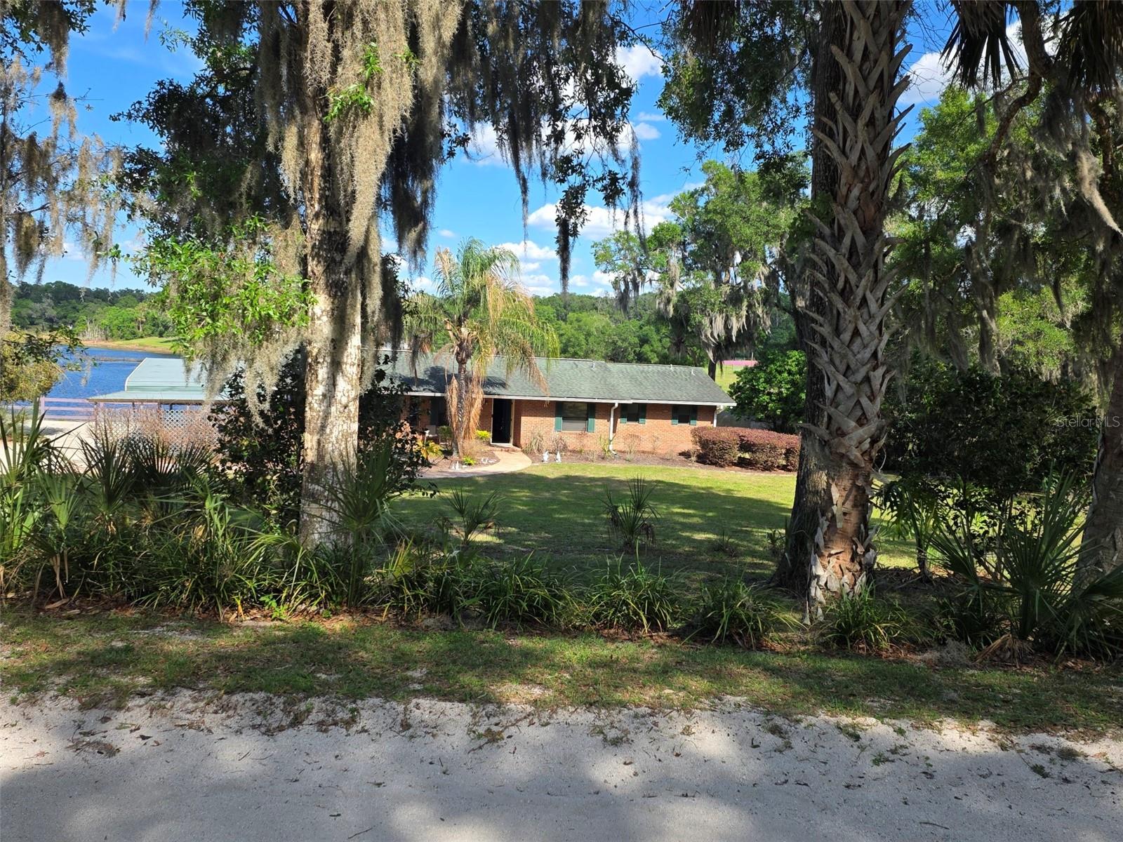 NOT IN SUBDIVISION. UNINCORPORATED - Residential