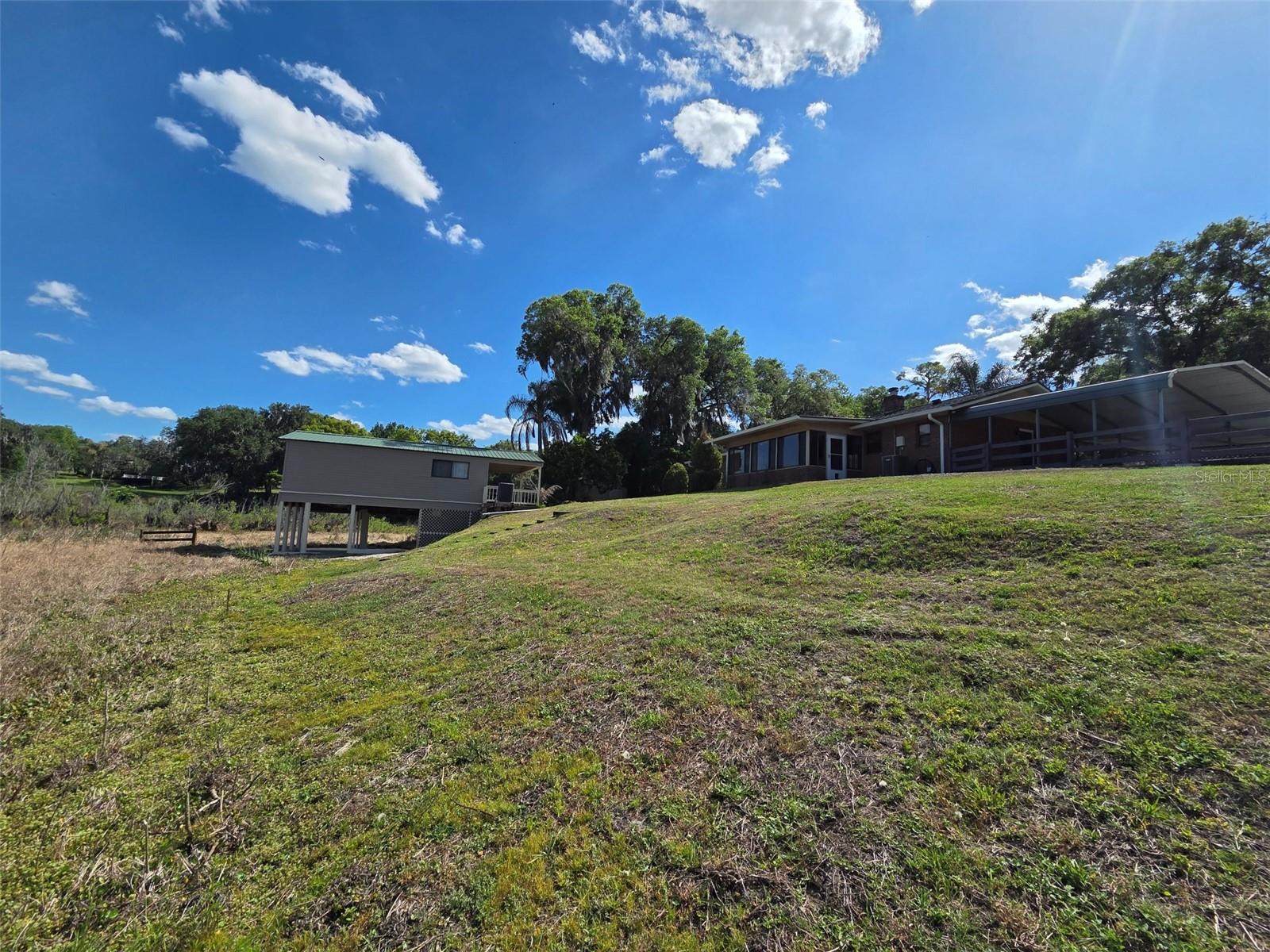 NOT IN SUBDIVISION. UNINCORPORATED - Residential