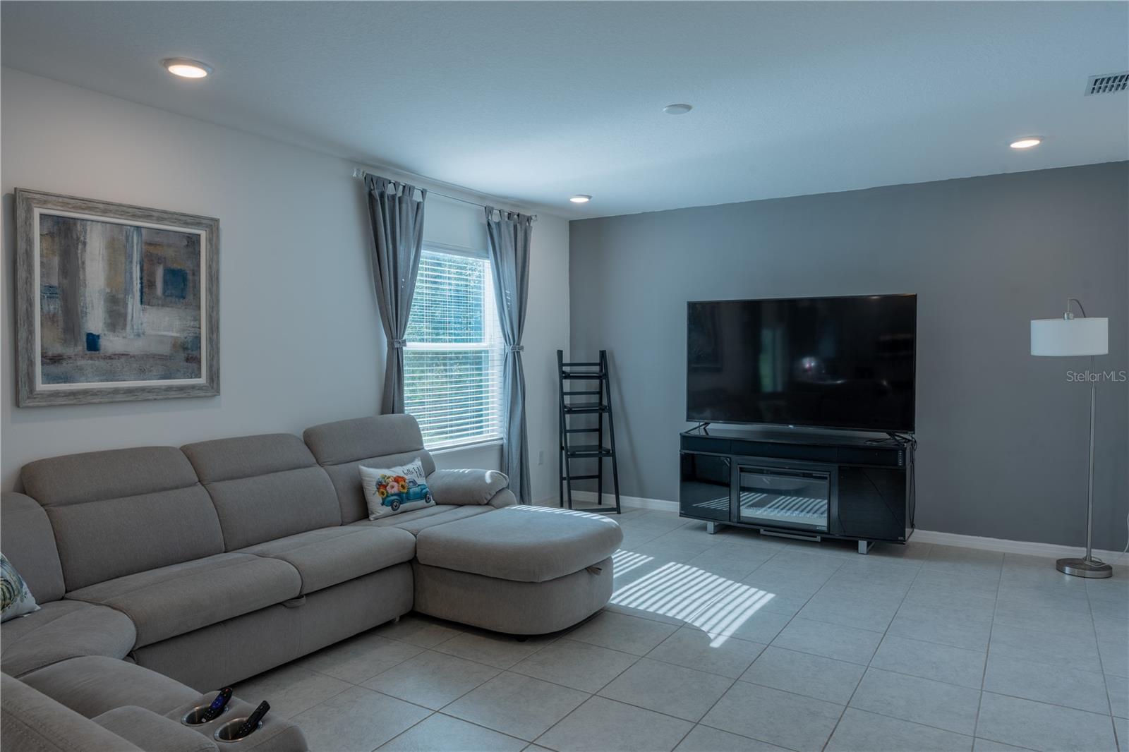 3681 MAGNOLIA DRIVE