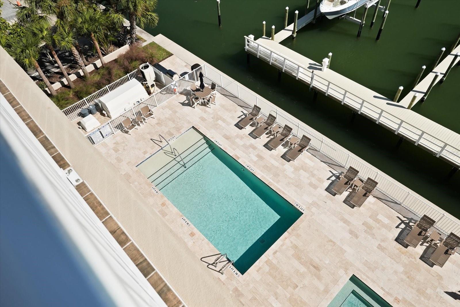 DOLPHIN HARBOUR CONDO - Residential