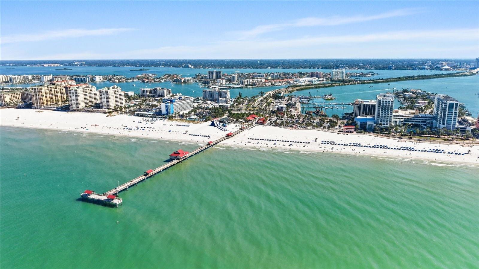 DOLPHIN HARBOUR CONDO - Residential