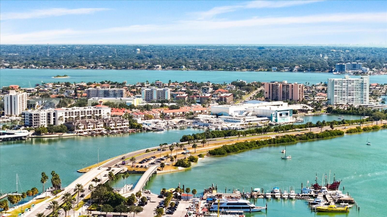 DOLPHIN HARBOUR CONDO - Residential