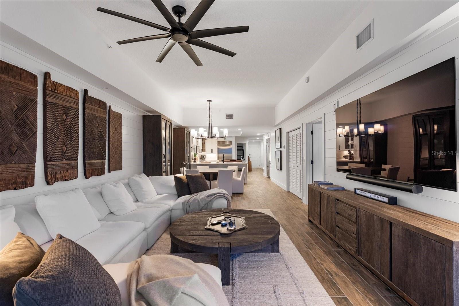 DOLPHIN HARBOUR CONDO - Residential