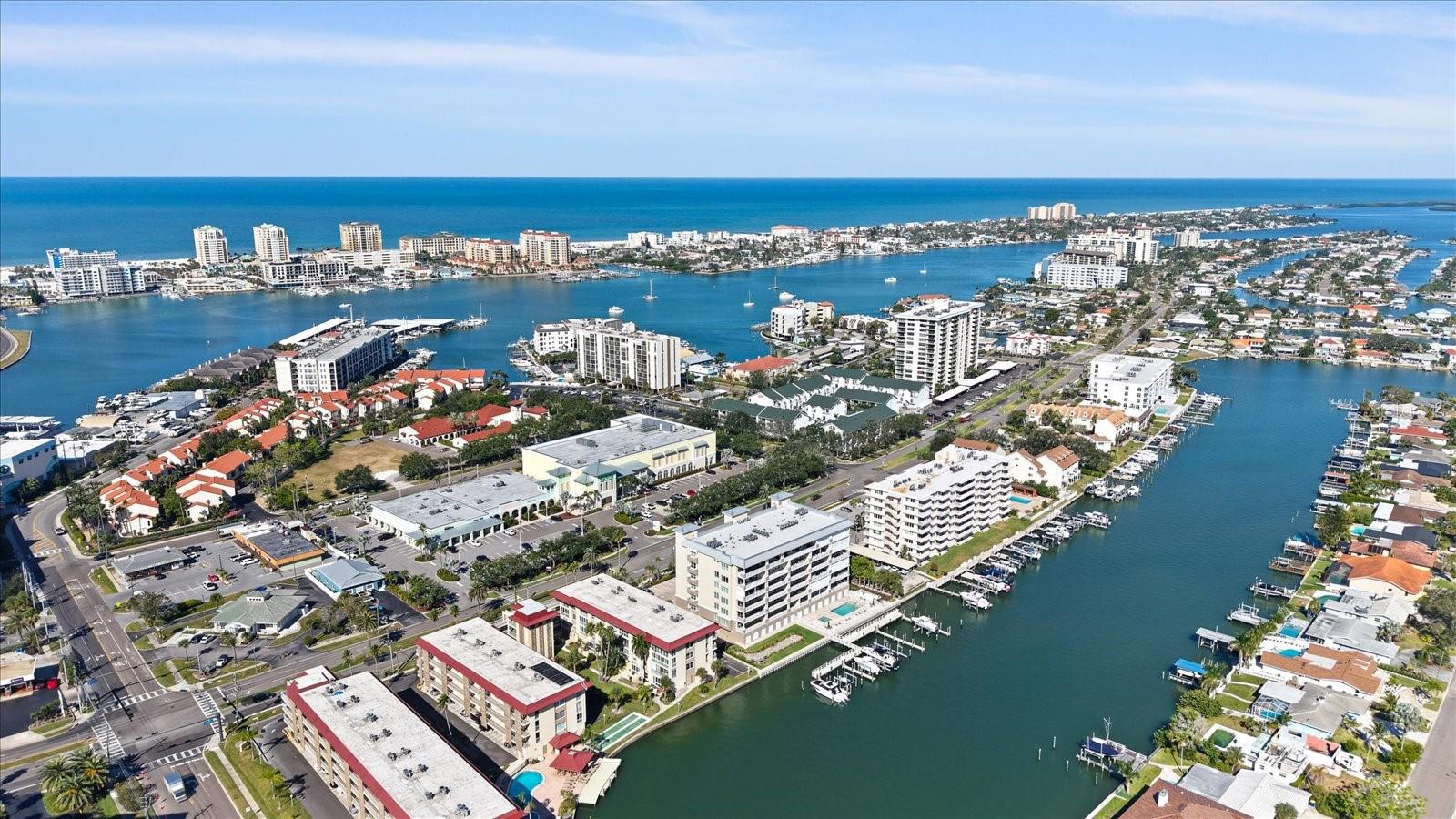 DOLPHIN HARBOUR CONDO - Residential