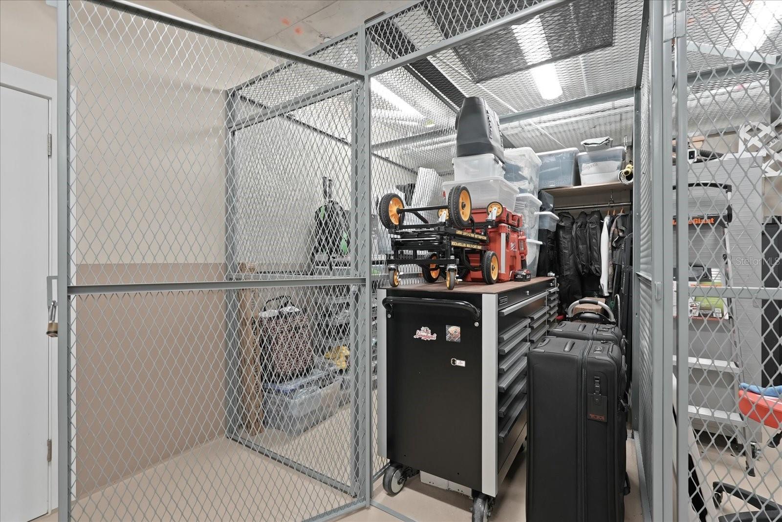 DOLPHIN HARBOUR CONDO - Residential