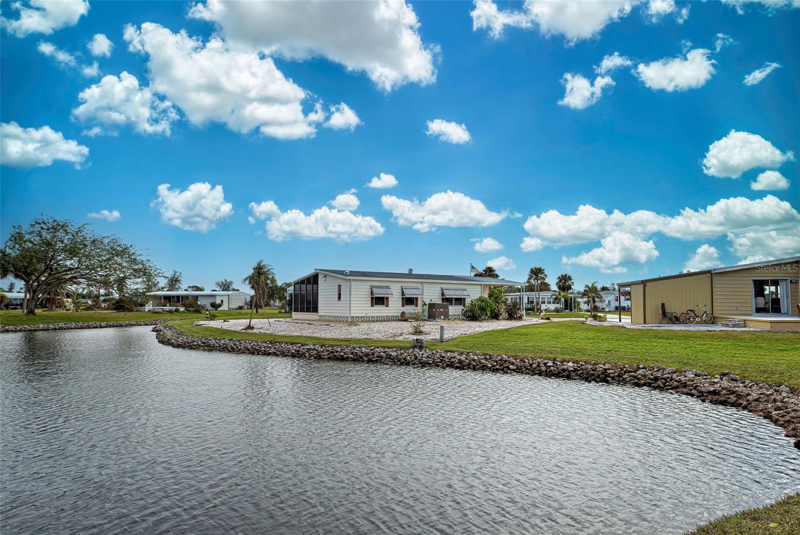 3300 BLUE JAY LANE