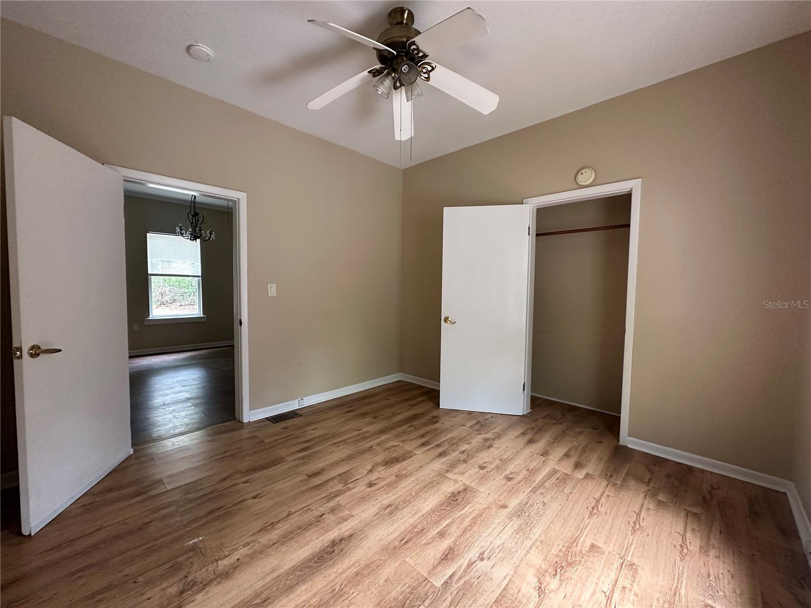 LAWS ADD TO BROOKSVL - Residential Lease