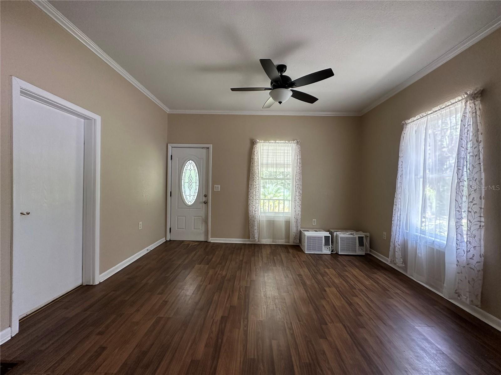 LAWS ADD TO BROOKSVL - Residential Lease