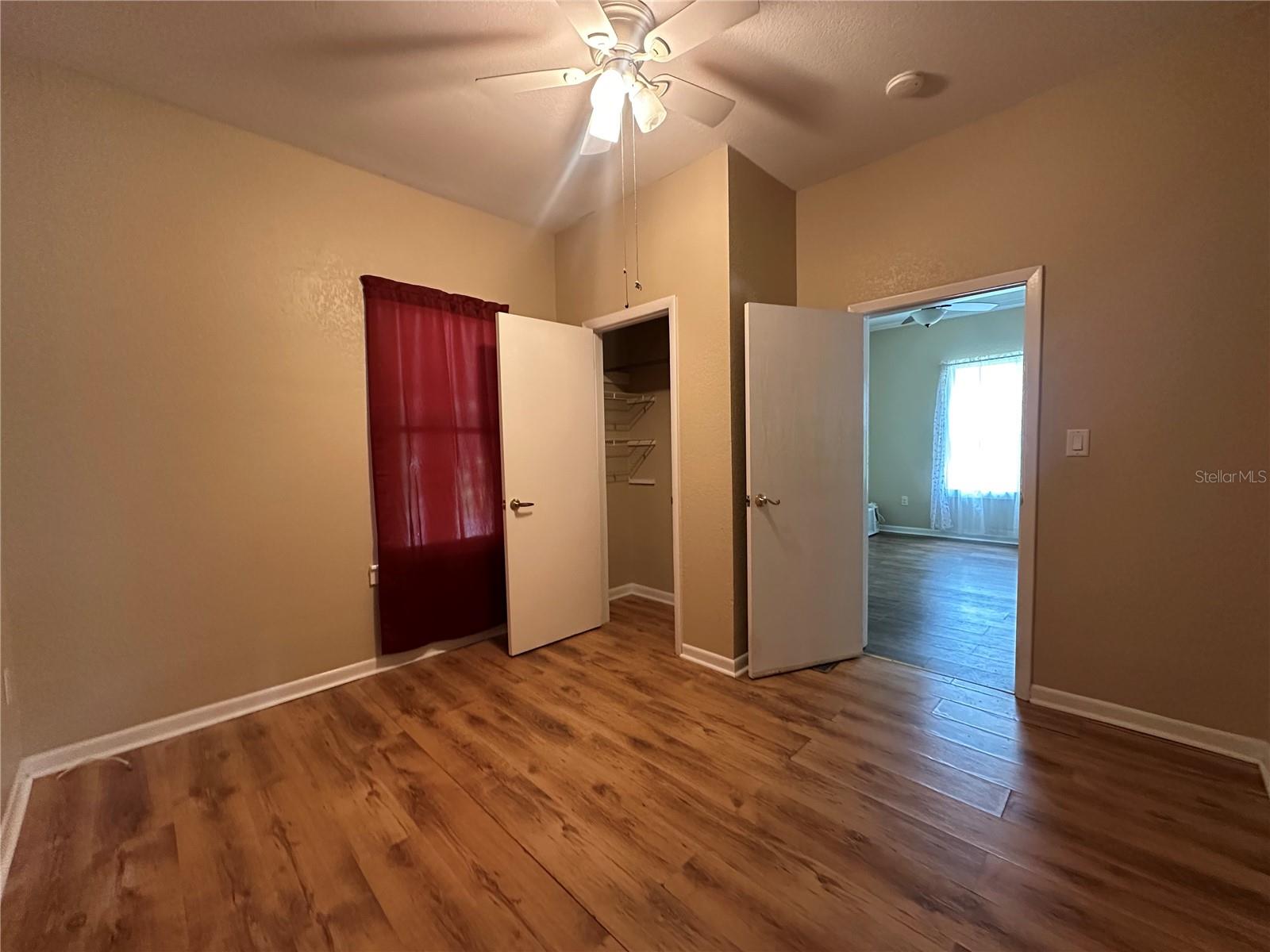 LAWS ADD TO BROOKSVL - Residential Lease