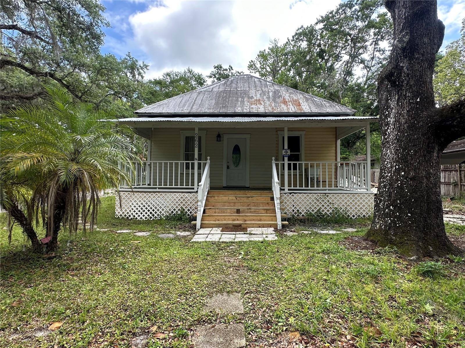 LAWS ADD TO BROOKSVL - Residential Lease