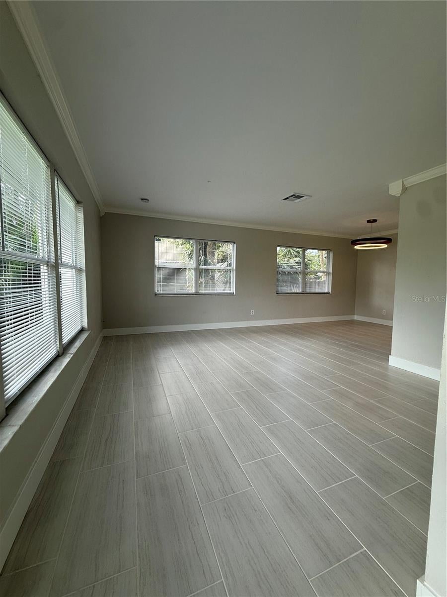3135 ALTA VISTA STREET