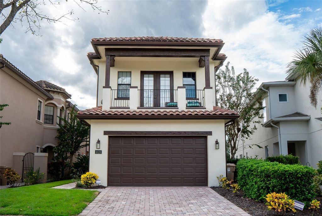 Photo of 1028 Castle Pines Court, Reunion, FL 34747 (MLS # O6354887)