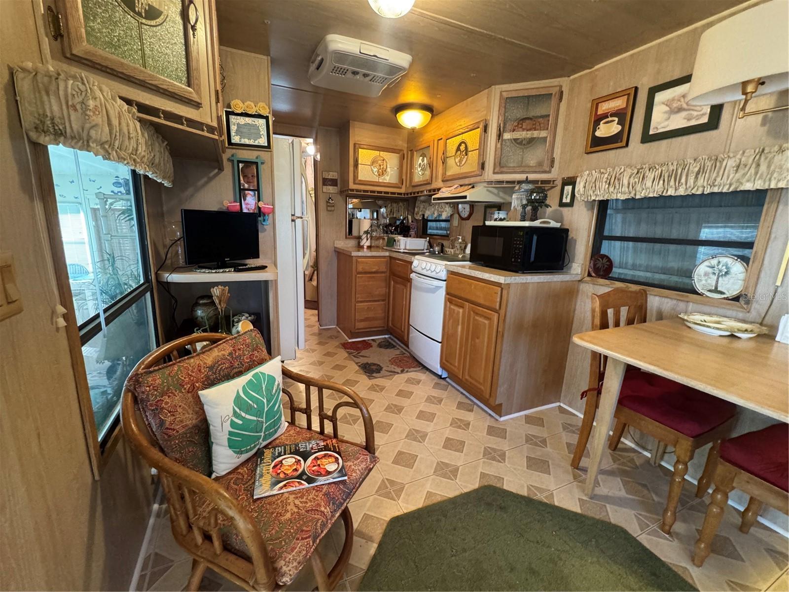 BLUE CYPRESS GOLF & RV RESIDENCE - Residential