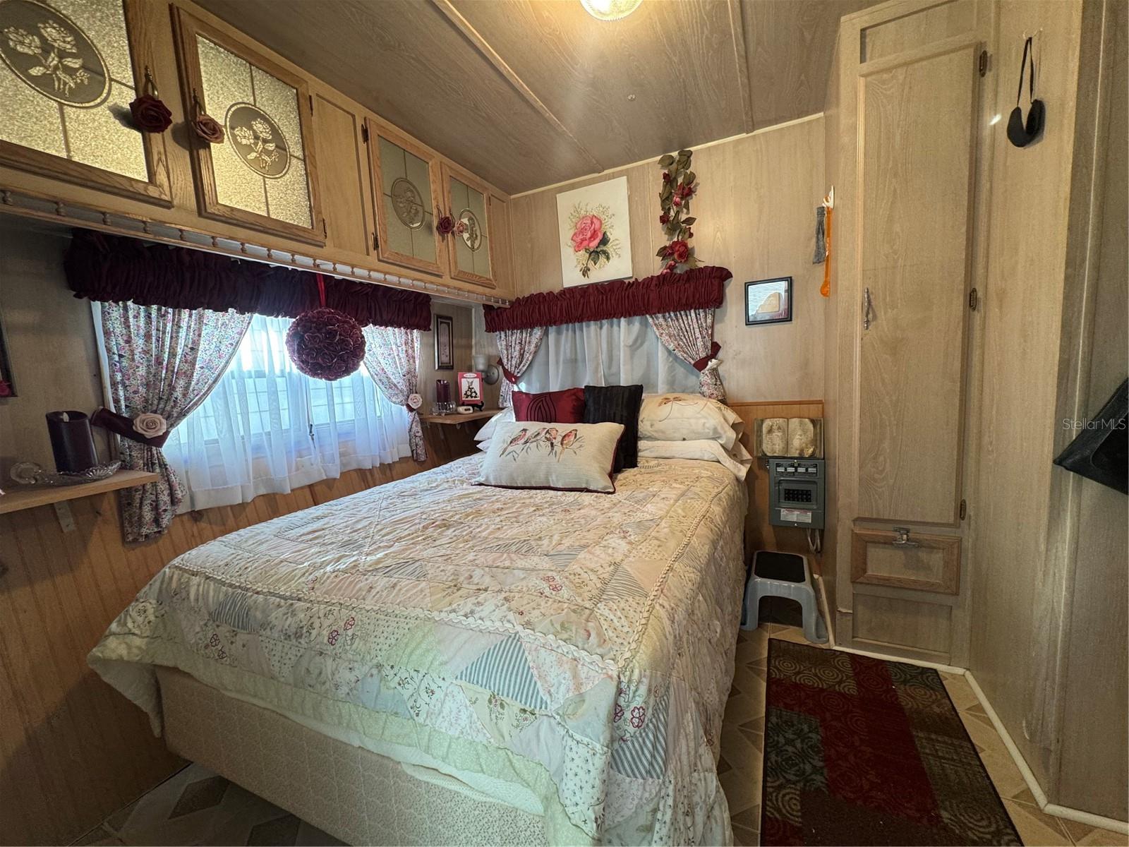 BLUE CYPRESS GOLF & RV RESIDENCE - Residential