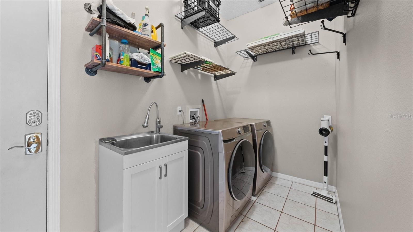 WESTCHASE SEC 110 - Residential
