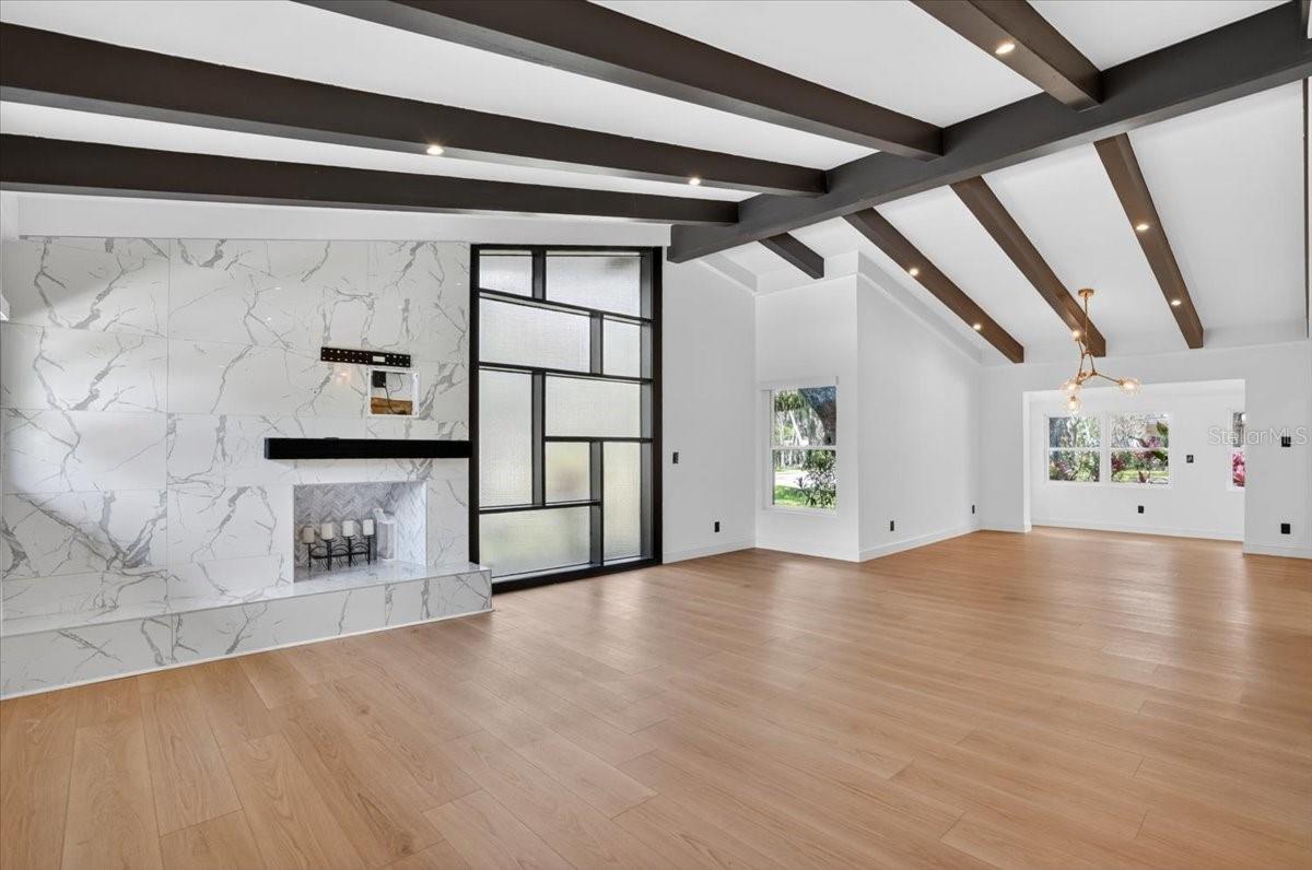 SUNSET PARK - Residential