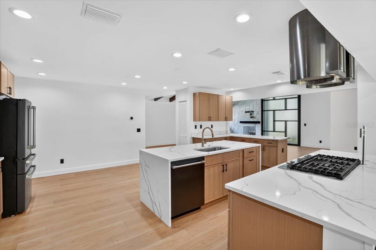 SUNSET PARK - Residential